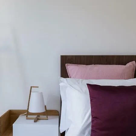アパート Hip Tailor Made Duplex Penthouse In Bairro Alto リスボン
