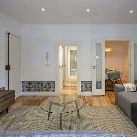 Hip Tailor Made Duplex Penthouse In Bairro Alto Apartment Lissabon