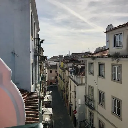 Hip Tailor Made Duplex Penthouse In Bairro Alto * リスボン